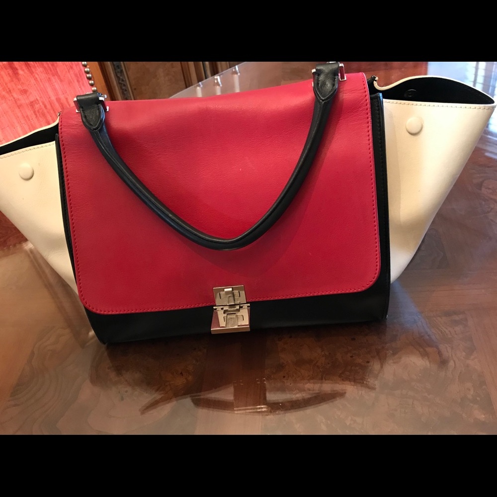 Spectacular Red Black White TRAPEZE Tote Pristine